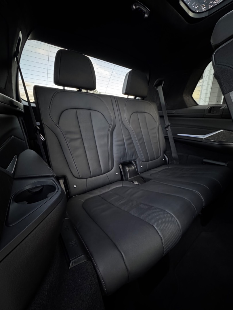 BMW X7 xDrive 40i mHEV A/T