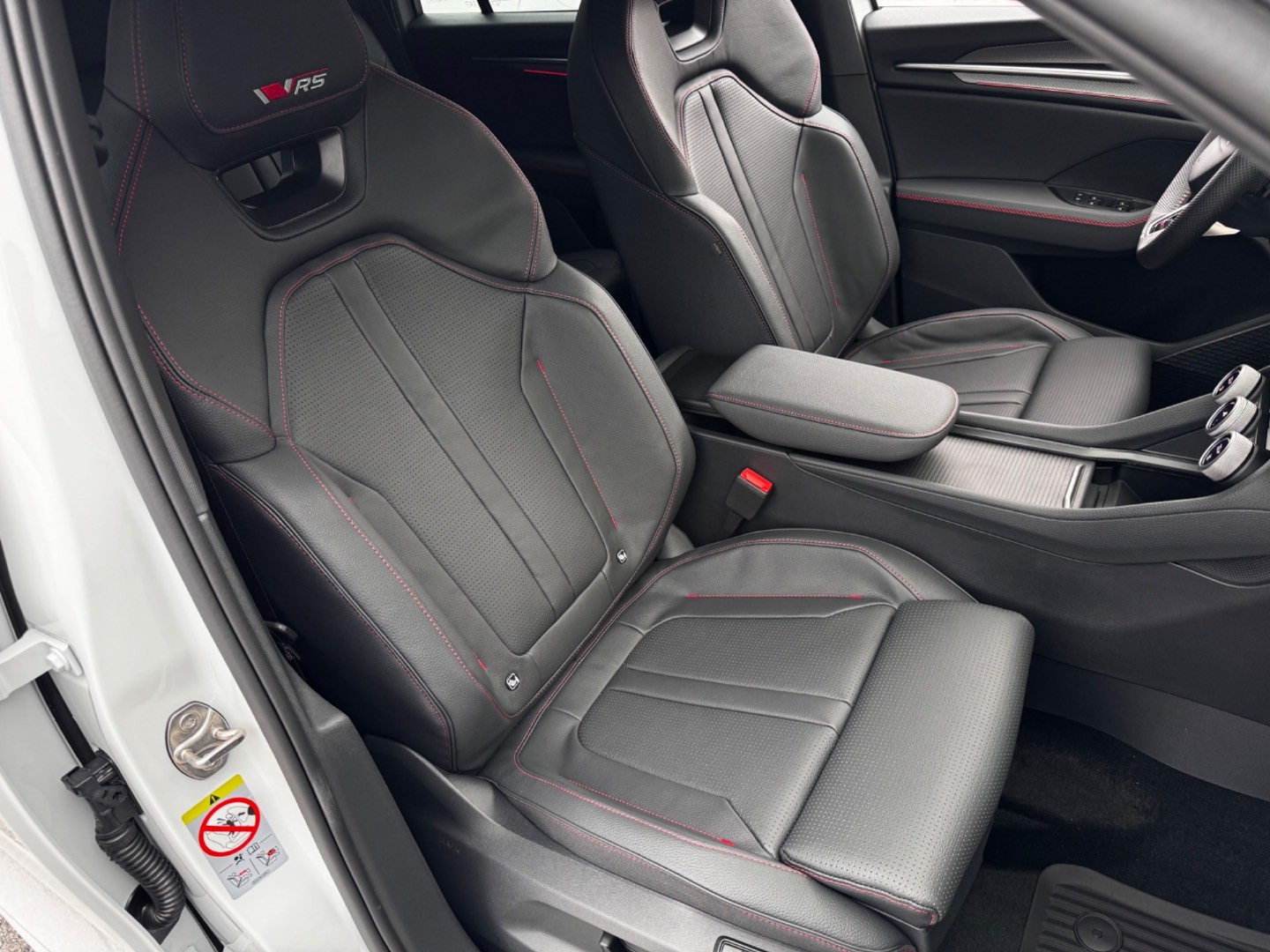 Škoda Kodiaq RS 2,0 TSI 195,00 kW 7-stup. Automat. 4×4 NOVÝ