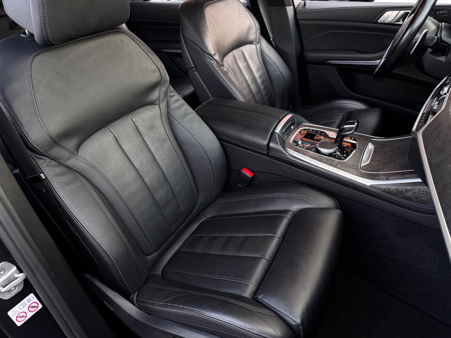 BMW X7 xDrive 40i mHEV A/T