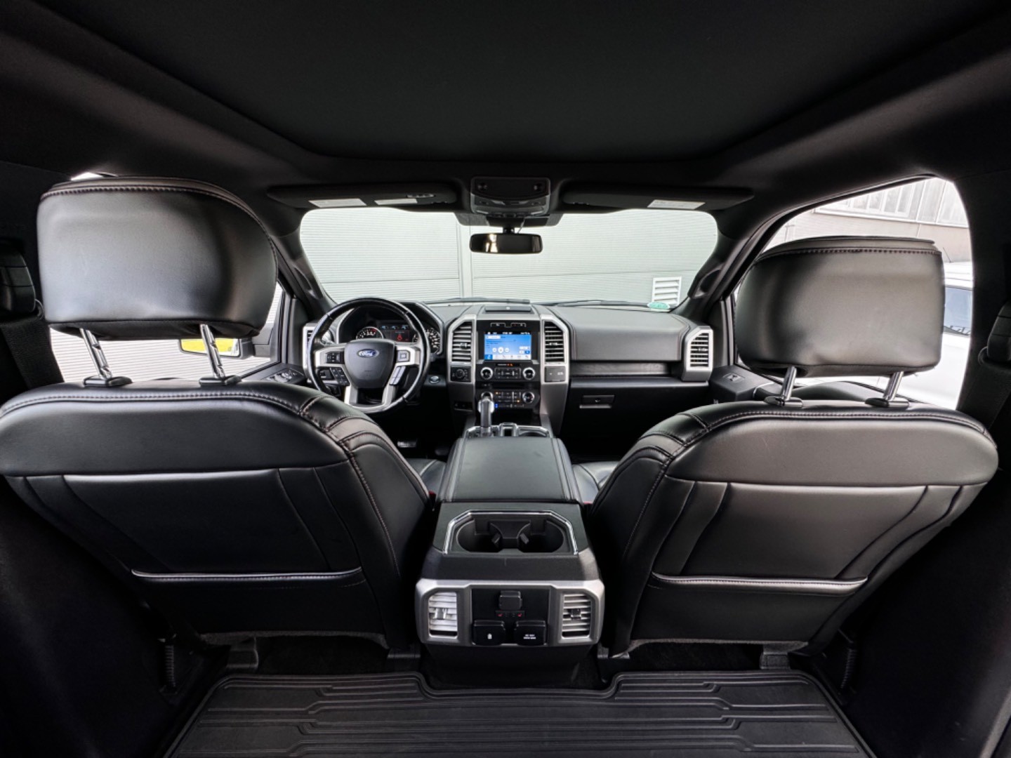 Ford F-150 4×4 PLATINUM Texas Edition