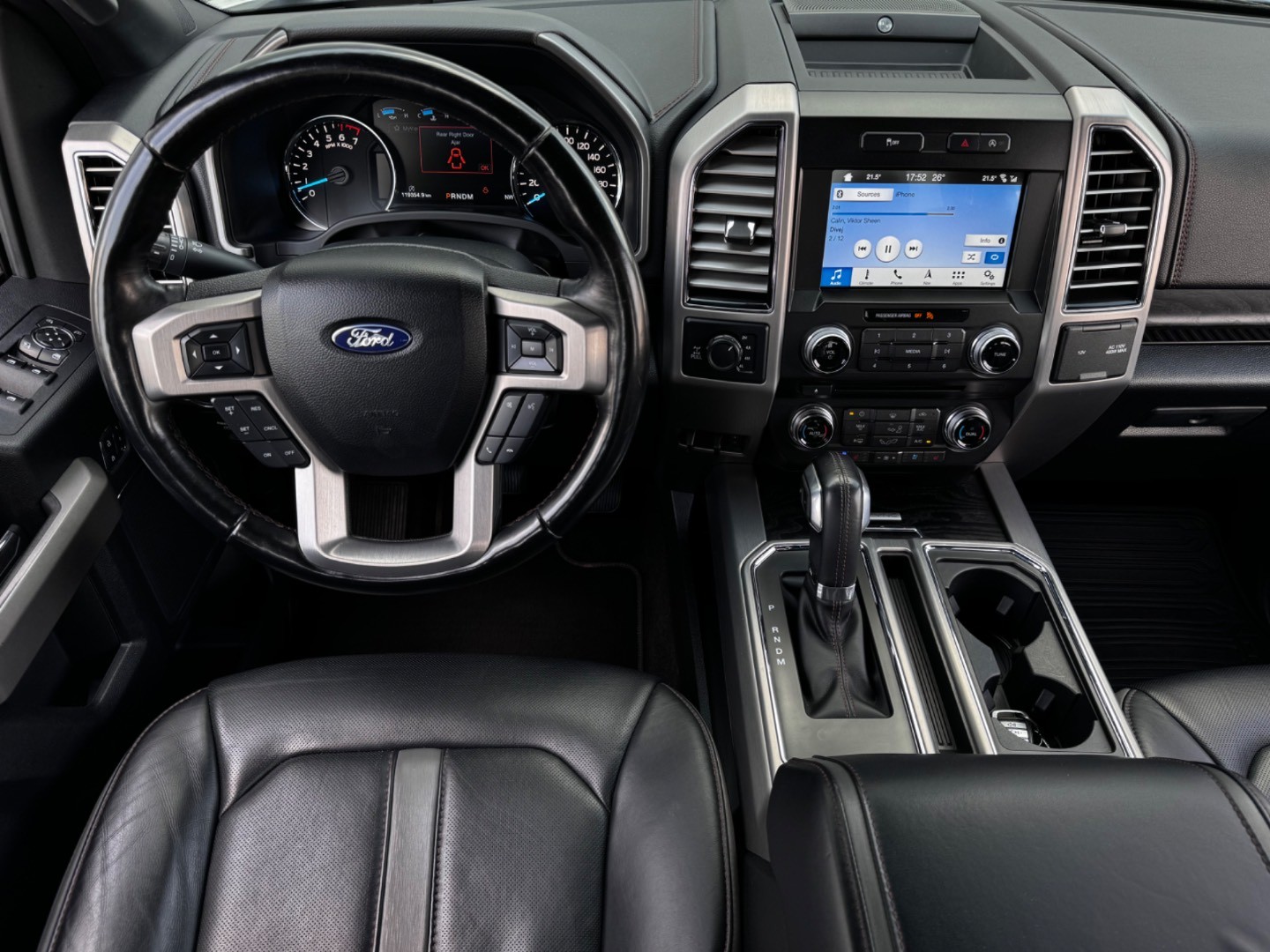 Ford F-150 4×4 PLATINUM Texas Edition