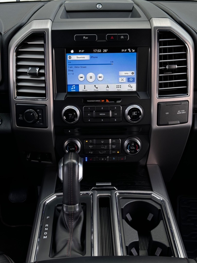 Ford F-150 4×4 PLATINUM Texas Edition