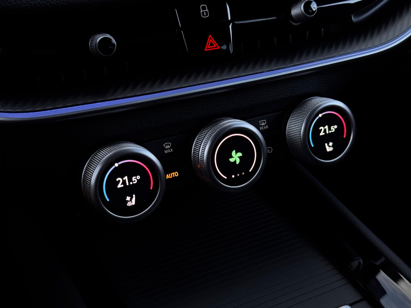 Škoda Superb Sportline 2.0 TSI 195kW 7DSG 4×4 NOVÝ