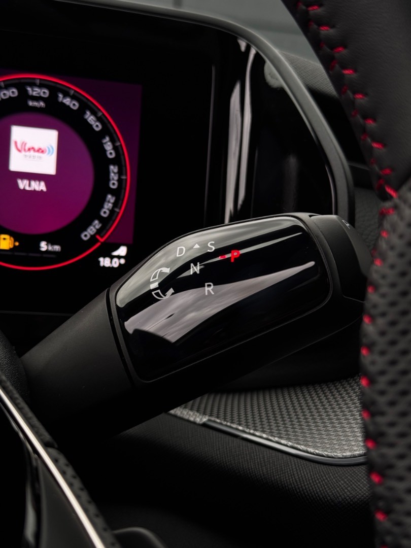 Škoda Kodiaq RS 2,0 TSI 195,00 kW 7-stup. Automat. 4×4 NOVÝ