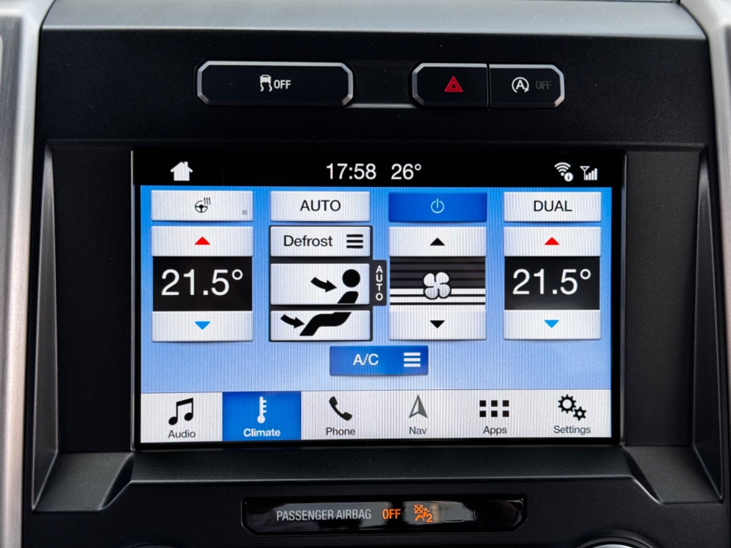 Ford F-150 4×4 PLATINUM Texas Edition