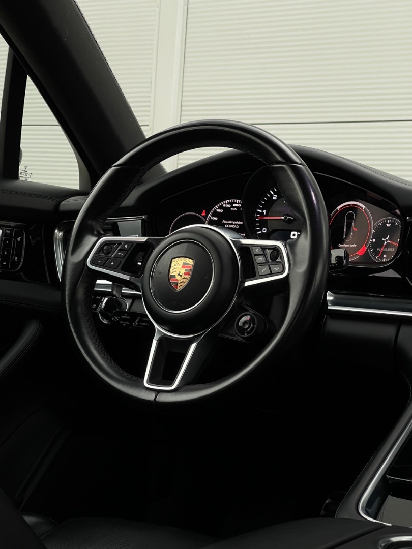 Porsche Panamera 4S Diesel PDK 4×4