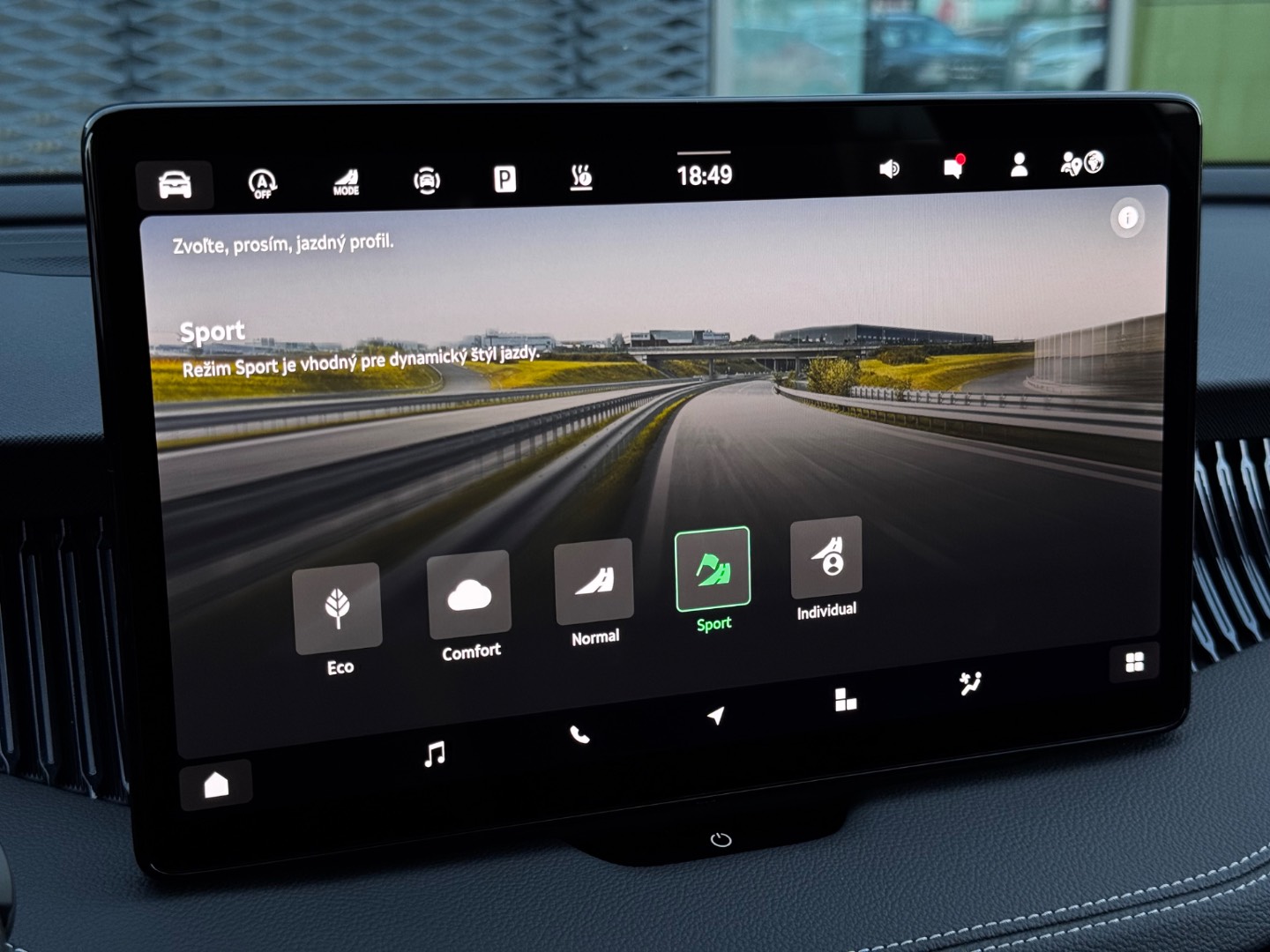 Škoda Superb Sportline 2.0 TSI 195kW 7DSG 4×4 NOVÝ