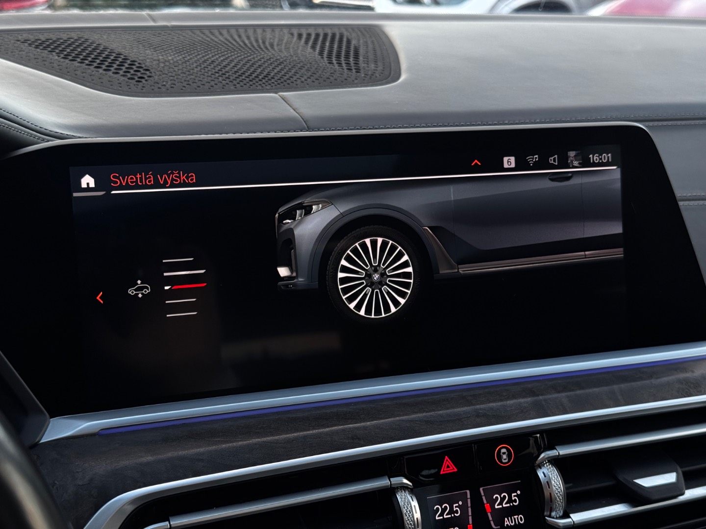 BMW X7 xDrive 40i mHEV A/T