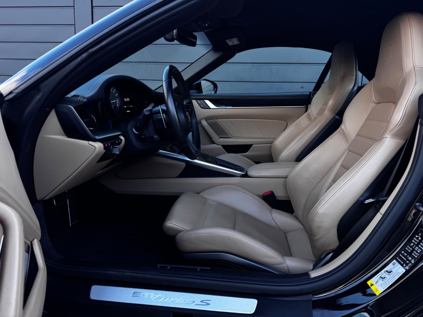 Porsche 911 (992) TURBO S CABRIOLET FULL PPF