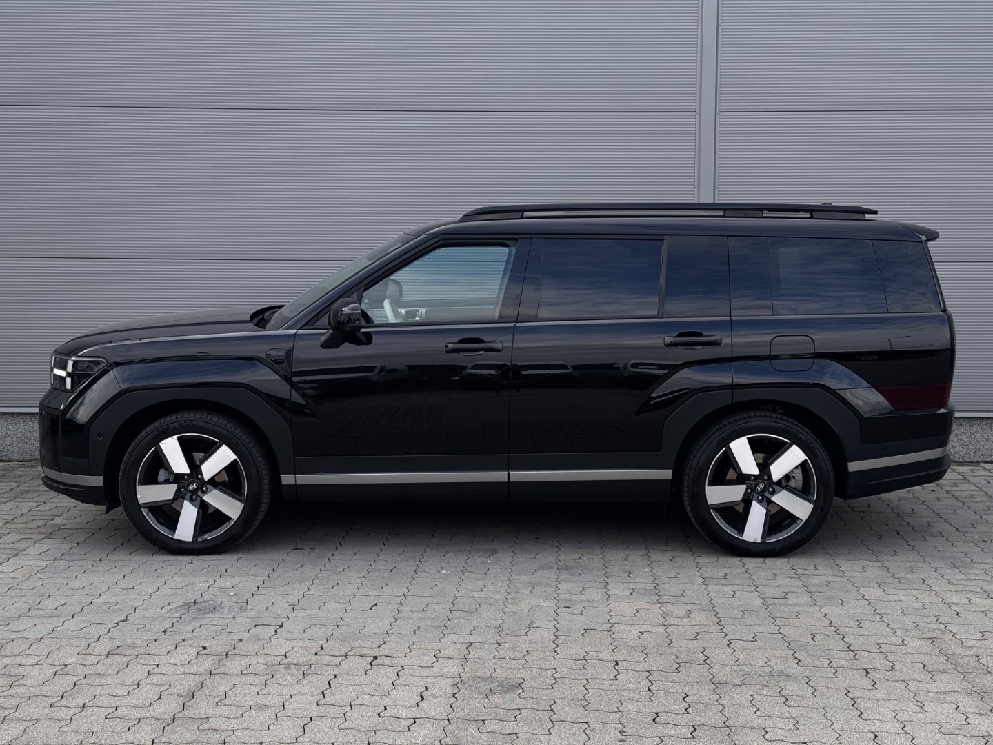 Hyundai Santa Fe 1.6 PHEV Premium AWD AT, 1 Majiteľ, SK, Fabrick