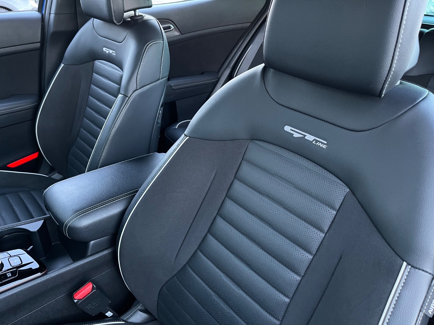 Kia Sportage 1.6 CRDi mHEV GT-Line 4WD A/T