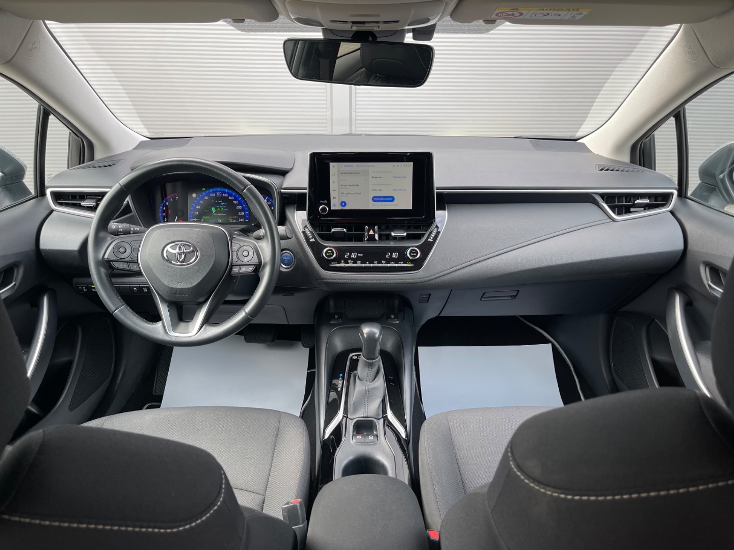 Toyota Corolla 1.8 Hybrid e-CVT Comfort