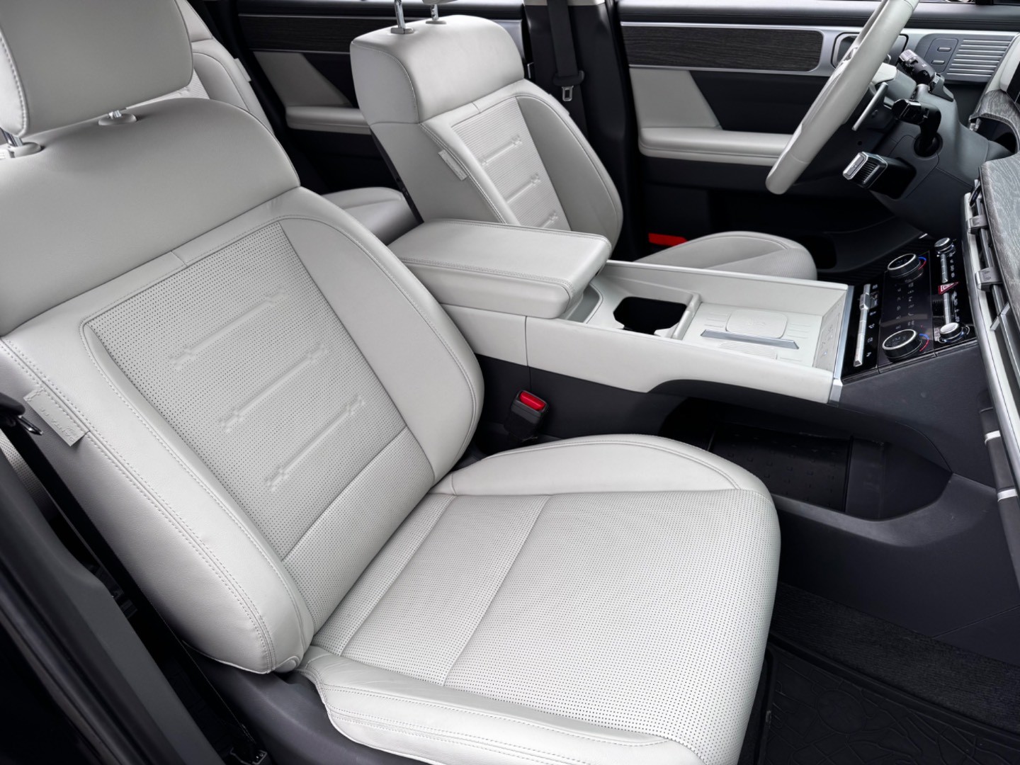 Hyundai Santa Fe 1.6 PHEV Premium AWD AT, 1 Majiteľ, SK, Fabrick