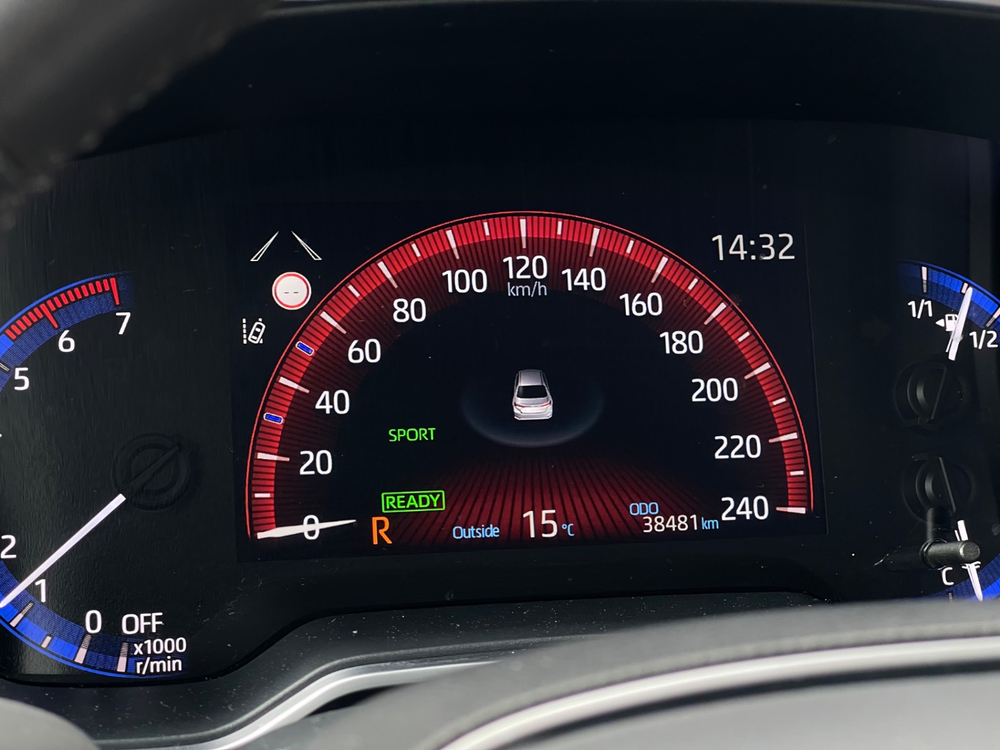 Toyota Corolla 1.8 Hybrid e-CVT Comfort