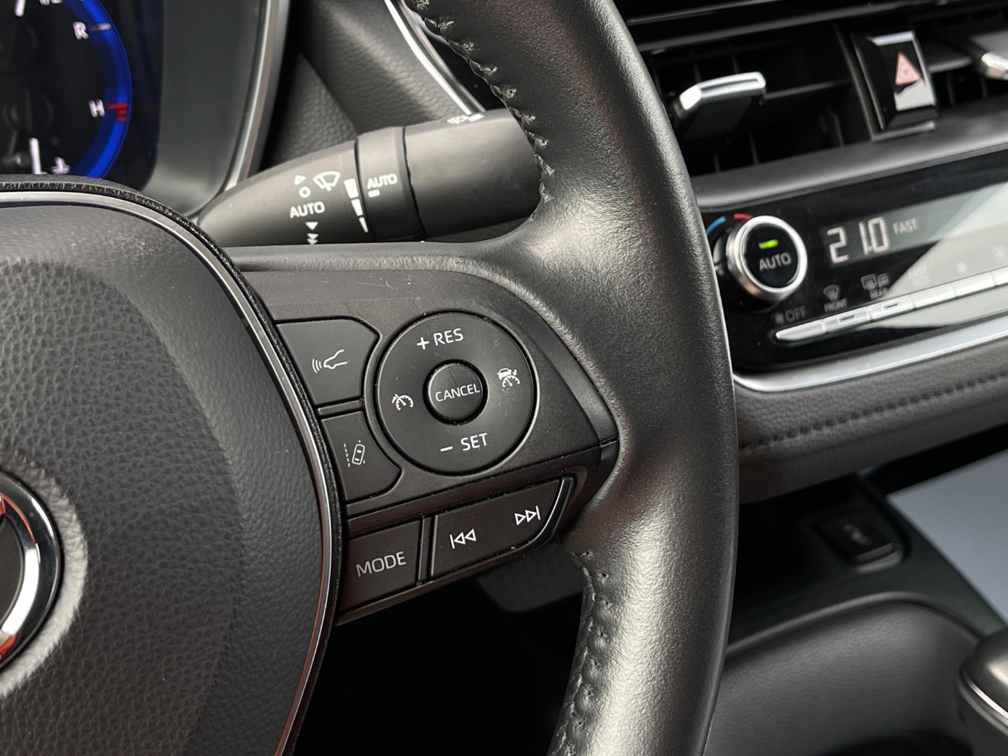 Toyota Corolla 1.8 Hybrid e-CVT Comfort