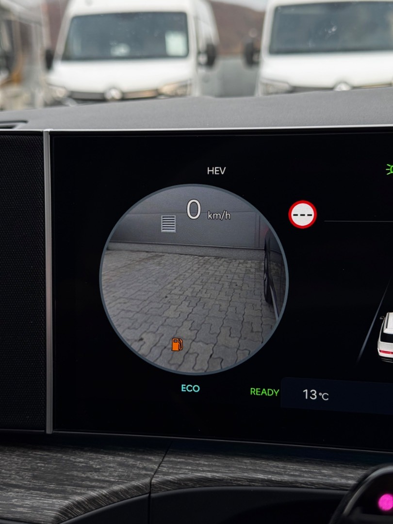 Hyundai Santa Fe 1.6 PHEV Premium AWD AT, 1 Majiteľ, SK, Fabrick