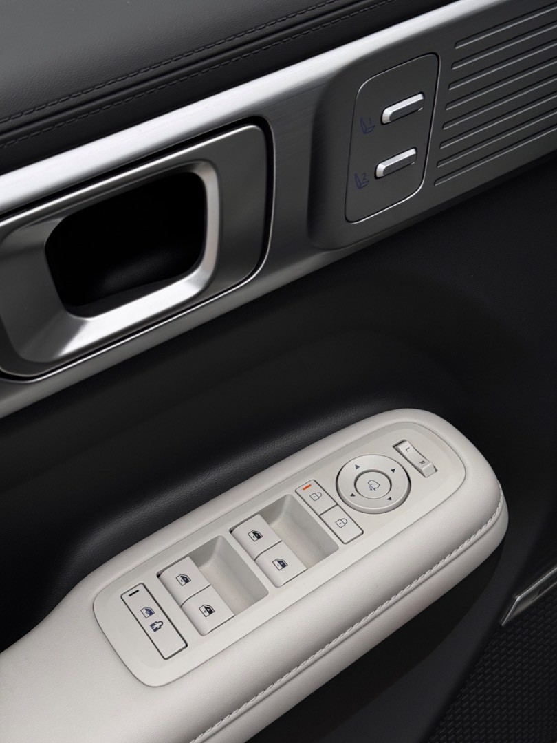 Hyundai Santa Fe 1.6 PHEV Premium AWD AT, 1 Majiteľ, SK, Fabrick