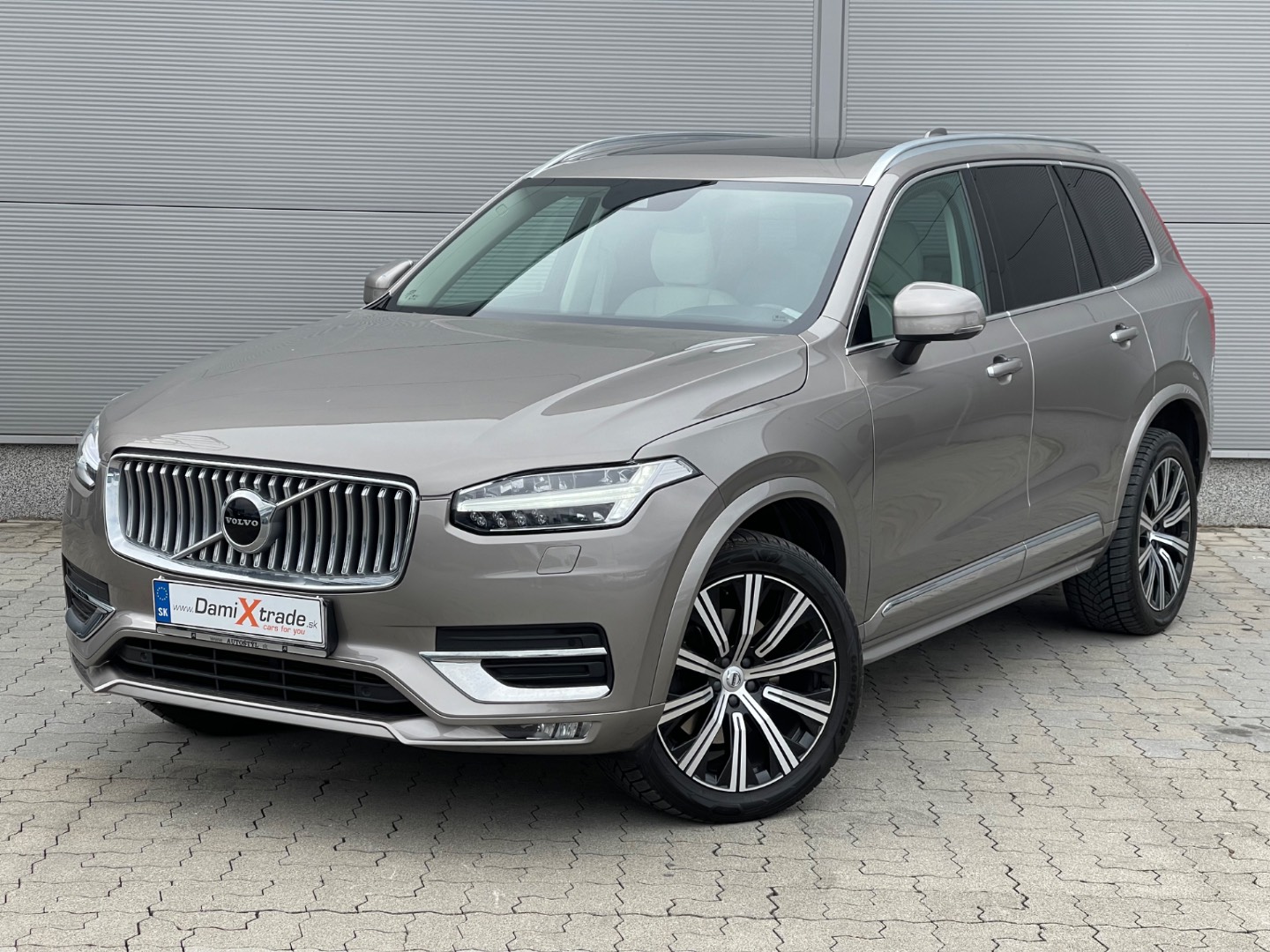 Volvo XC90 2.0 B5 Drive-E Inscription AWD A/T