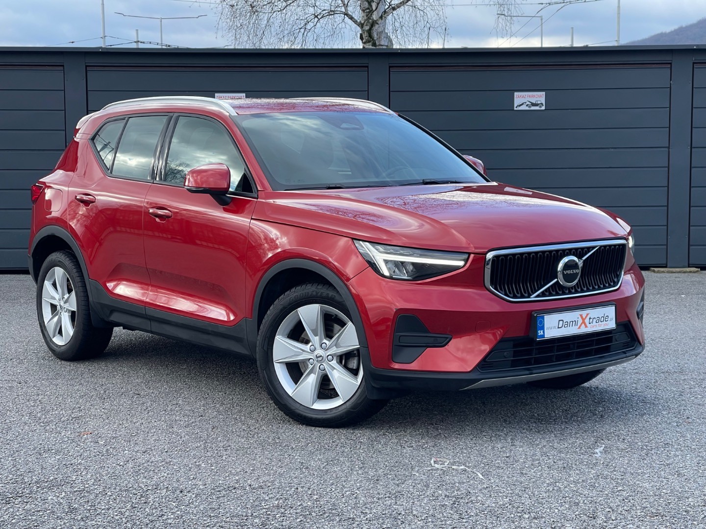 Volvo XC40 2.0 B3 mHEV Core A/T