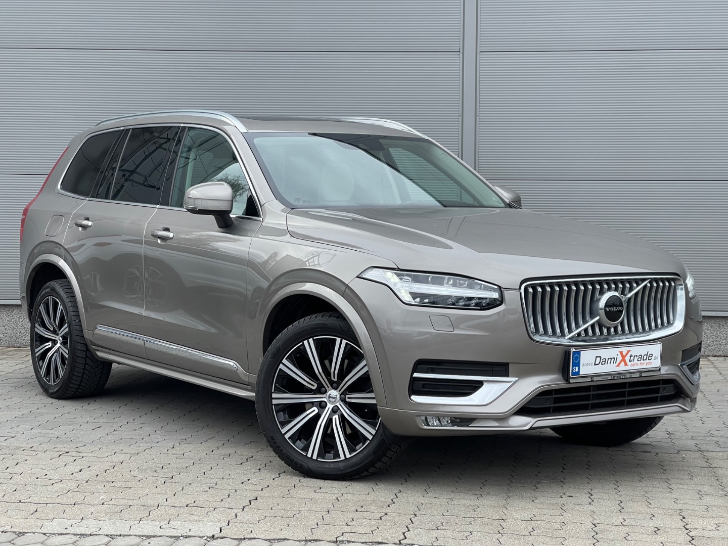 Volvo XC90 2.0 B5 Drive-E Inscription AWD A/T