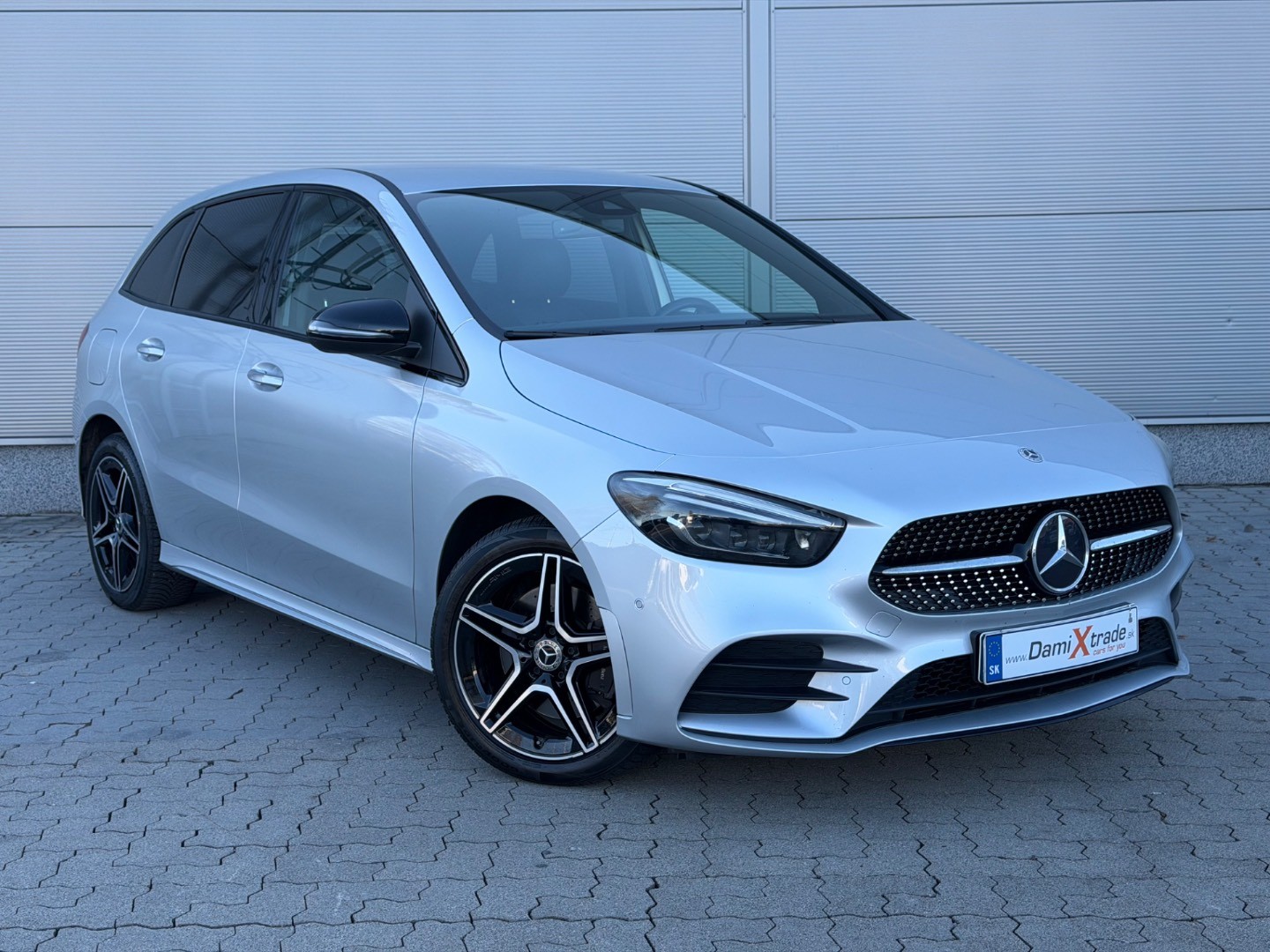 Mercedes-Benz B trieda Mercedes Benz 250e, AMG interiér, 118kW,