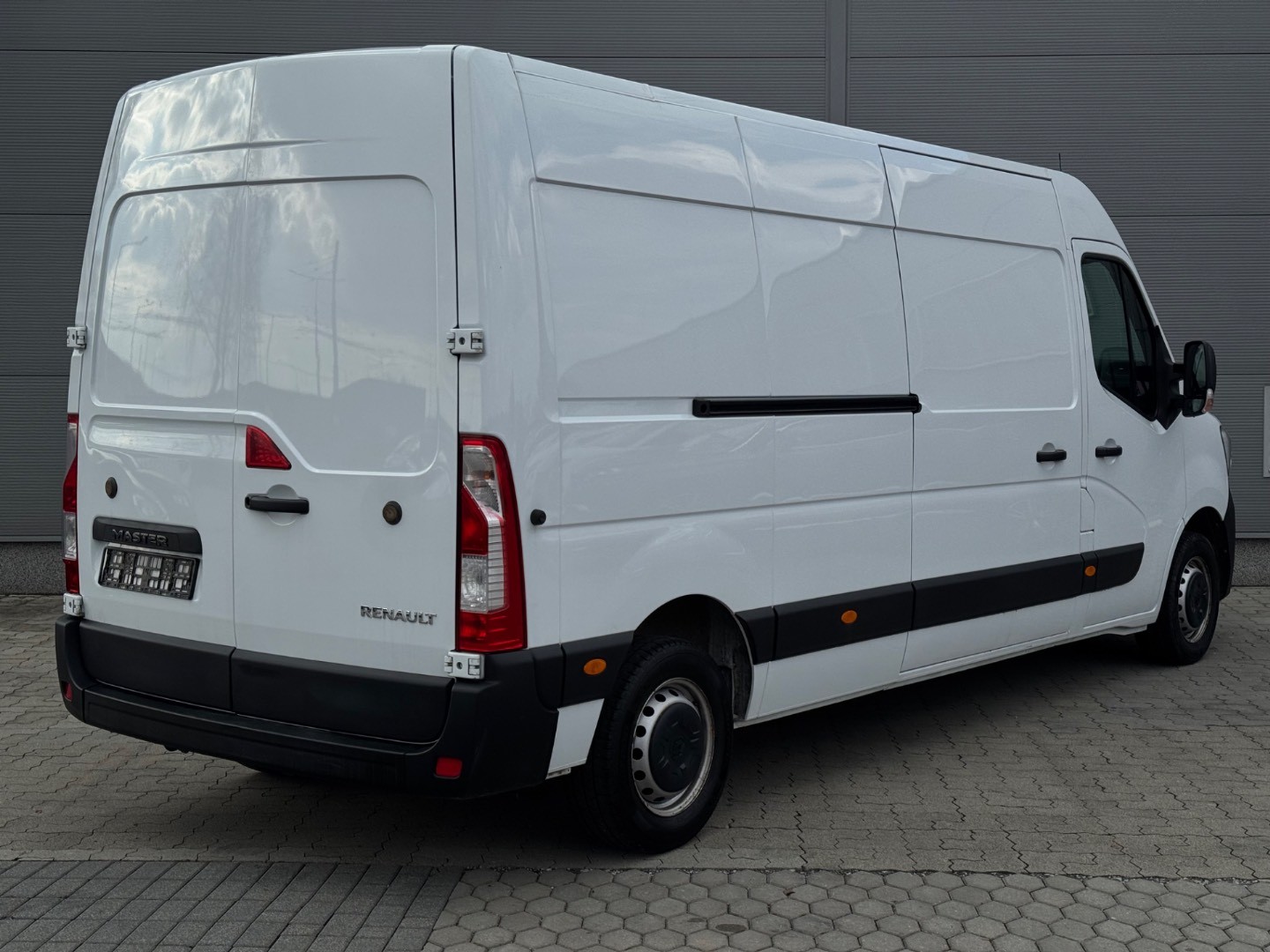 Renault Master 2.3dCi 135 L3H2P3 Extra 4d.