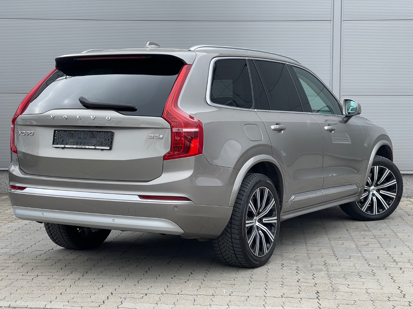 Volvo XC90 2.0 B5 Drive-E Inscription AWD A/T