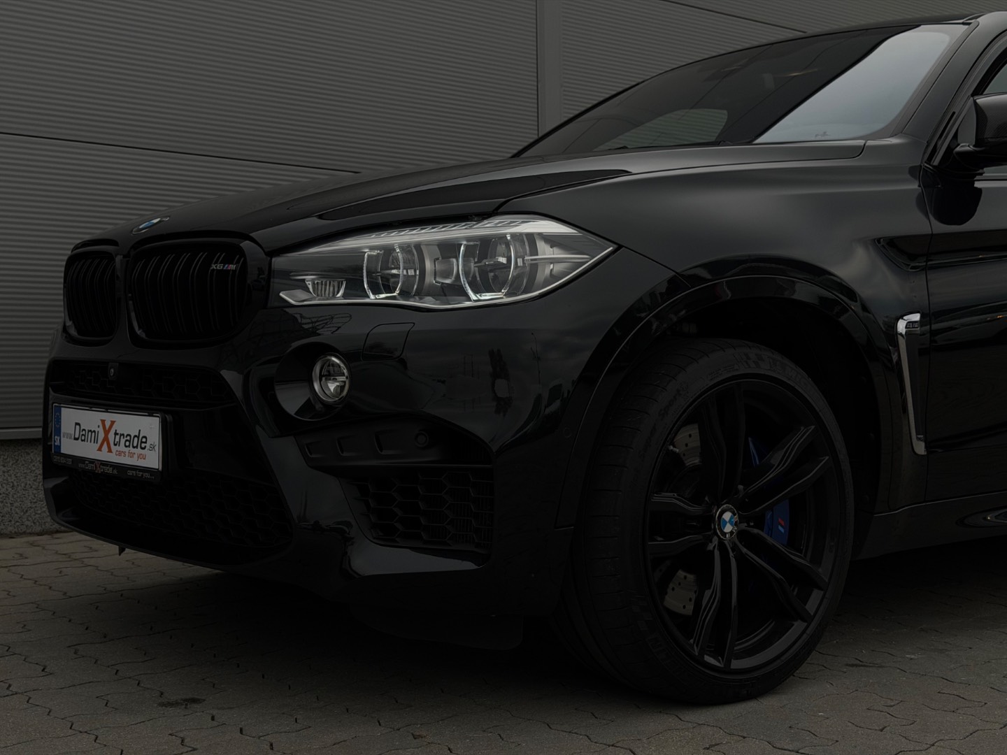 BMW X6 M edition BLACK FIRE, AKRAPOVIČ