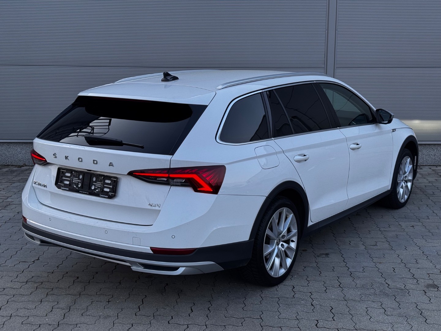 Škoda Octavia Combi 2.0 TDI Scout 4×4 DSG