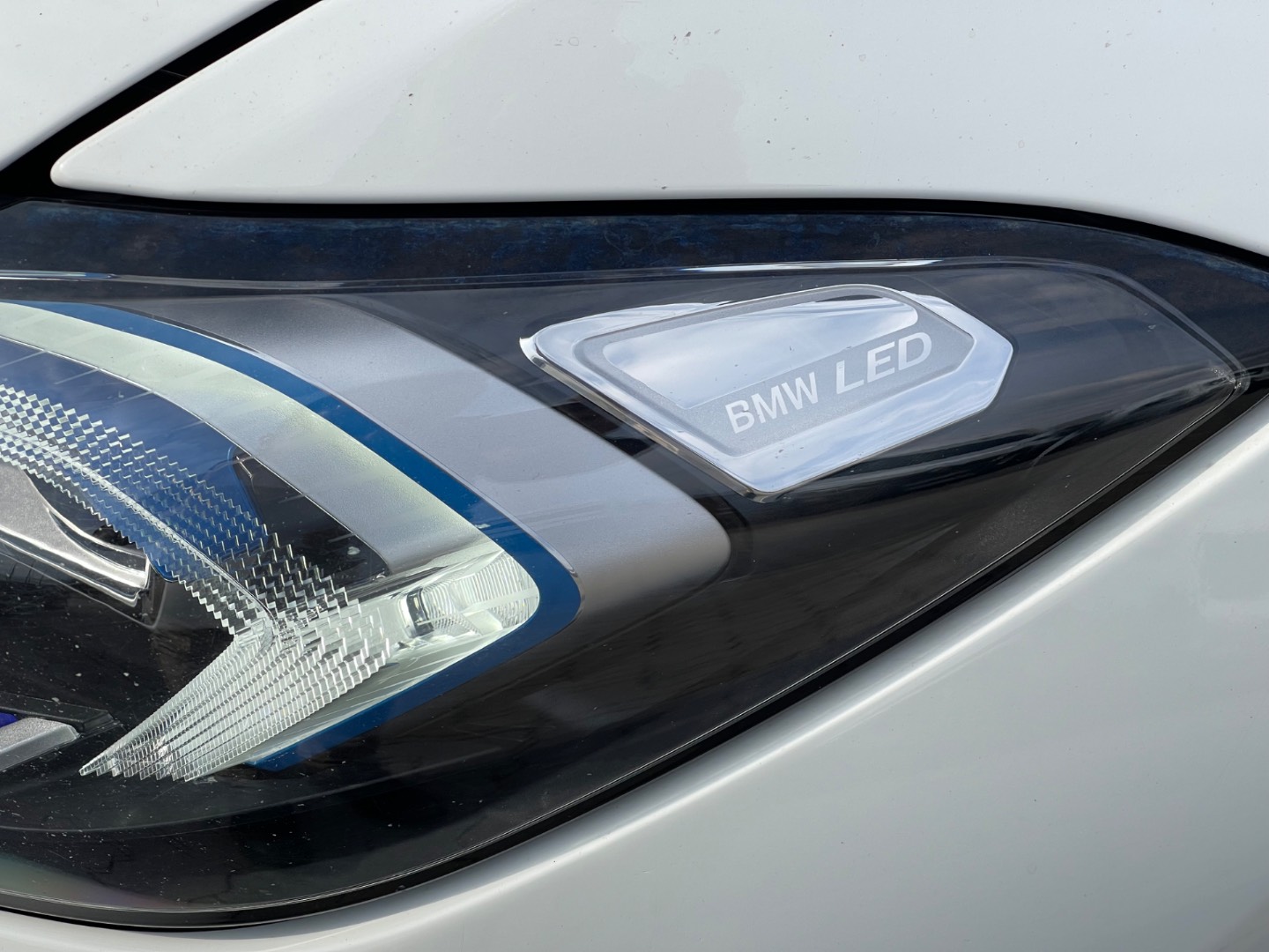 BMW Rad 3 320d mHEV xDrive A/T