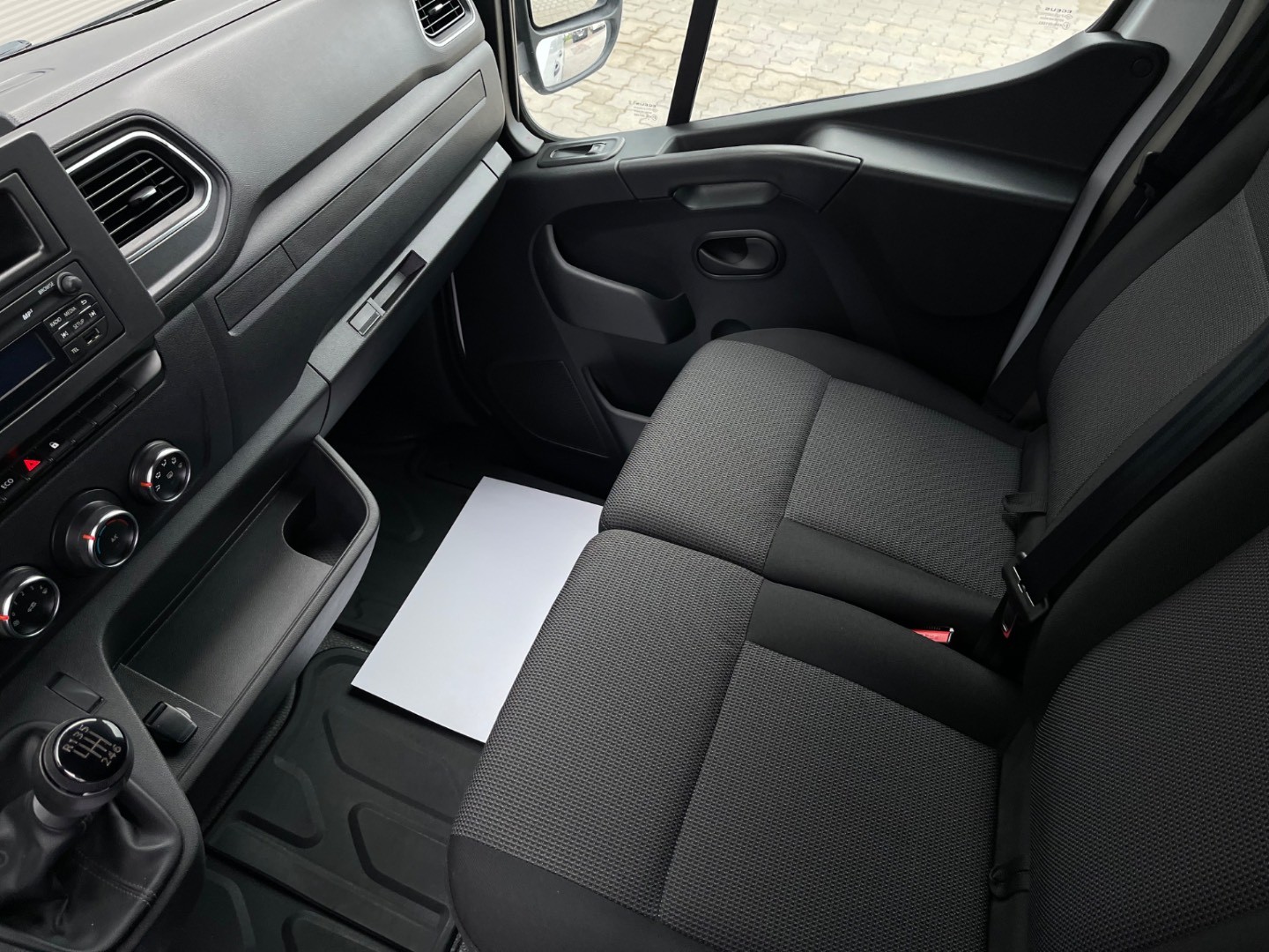 Renault Master 2.3dCi 135 L3H2P3 Extra 4d.