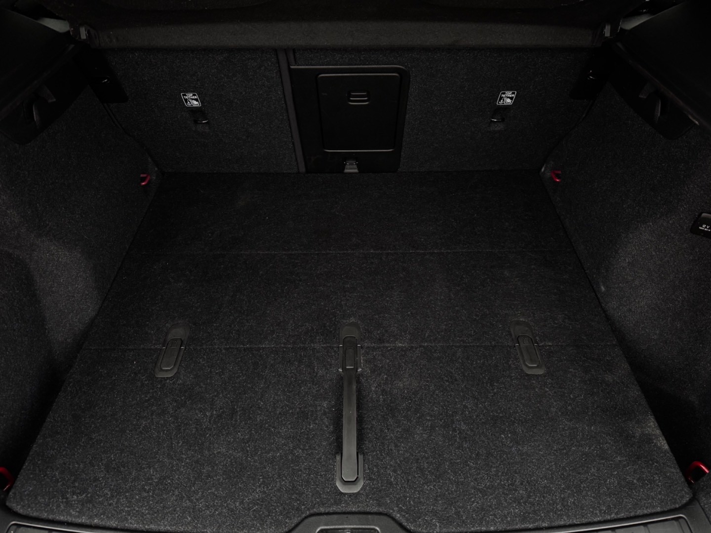 Volvo XC40 2.0 B3 mHEV Core A/T