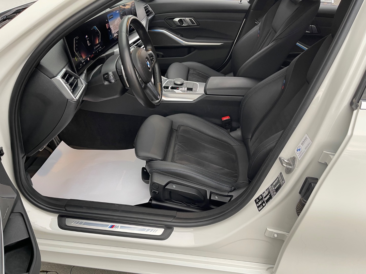 BMW Rad 3 320d mHEV xDrive A/T