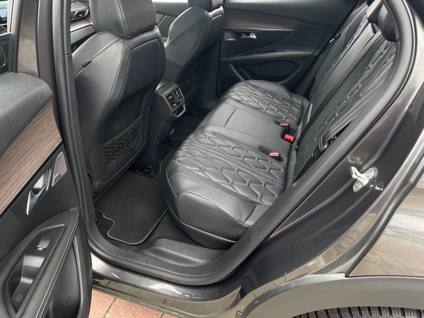 Peugeot 3008 1.6 HEV 225 GT Pack AT