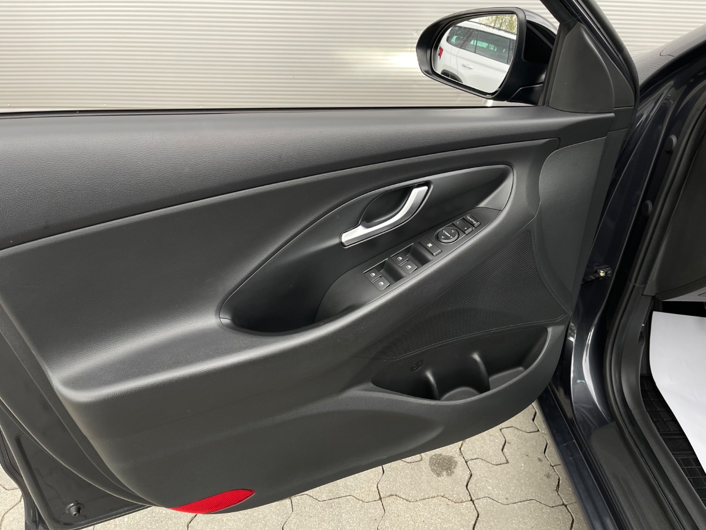 Hyundai i30 1.5 T-GDi mHEV iMT Play