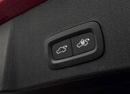 Volvo XC40 2.0 B3 mHEV Core A/T