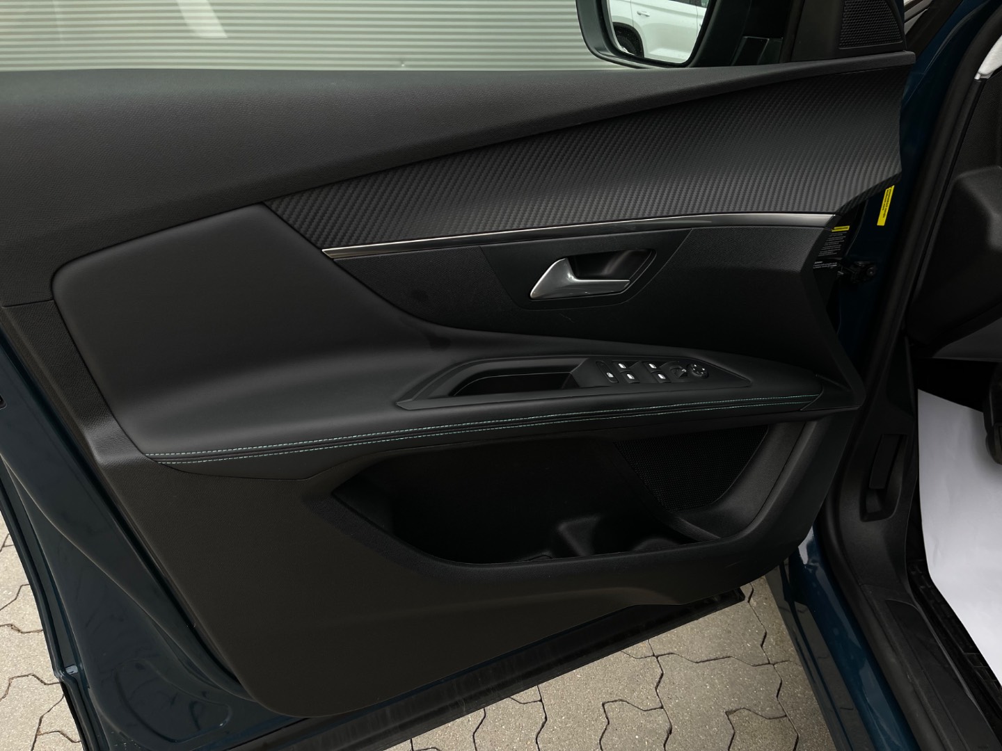 Peugeot 3008 1.5 Blue HDi 130k Allure