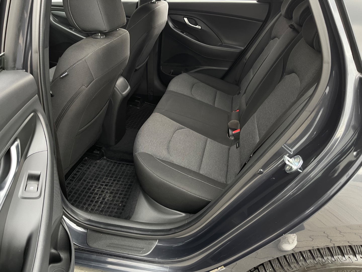 Hyundai i30 1.5 T-GDi mHEV iMT Play