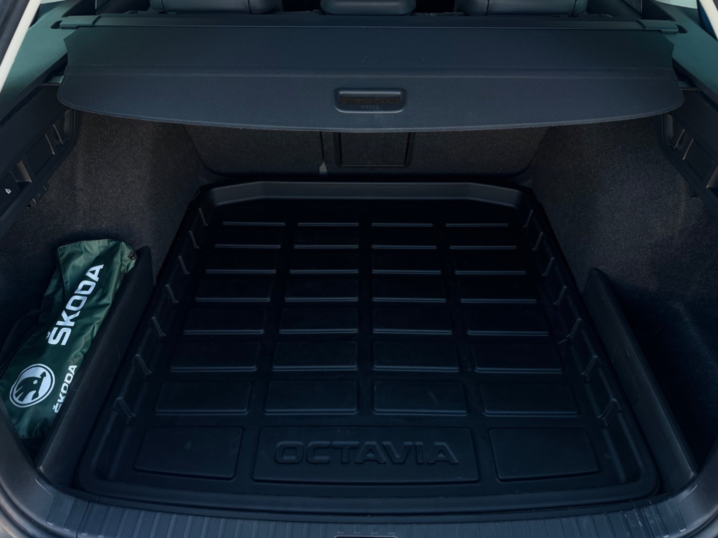 Škoda Octavia Combi 2.0 TDI Scout 4×4 DSG