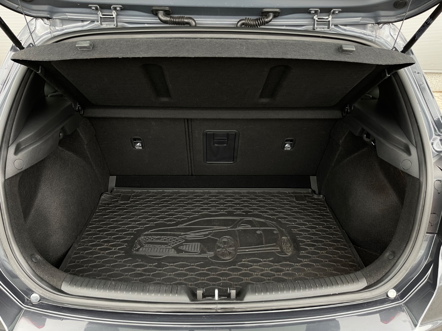 Hyundai i30 1.5 T-GDi mHEV iMT Play