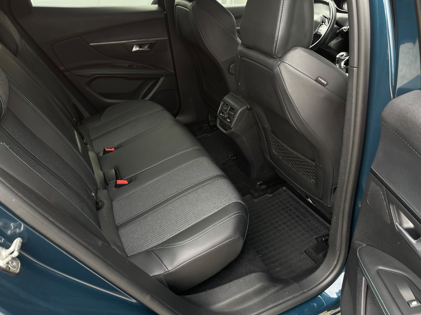 Peugeot 3008 1.5 Blue HDi 130k Allure