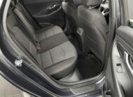 Hyundai i30 1.5 T-GDi mHEV iMT Play