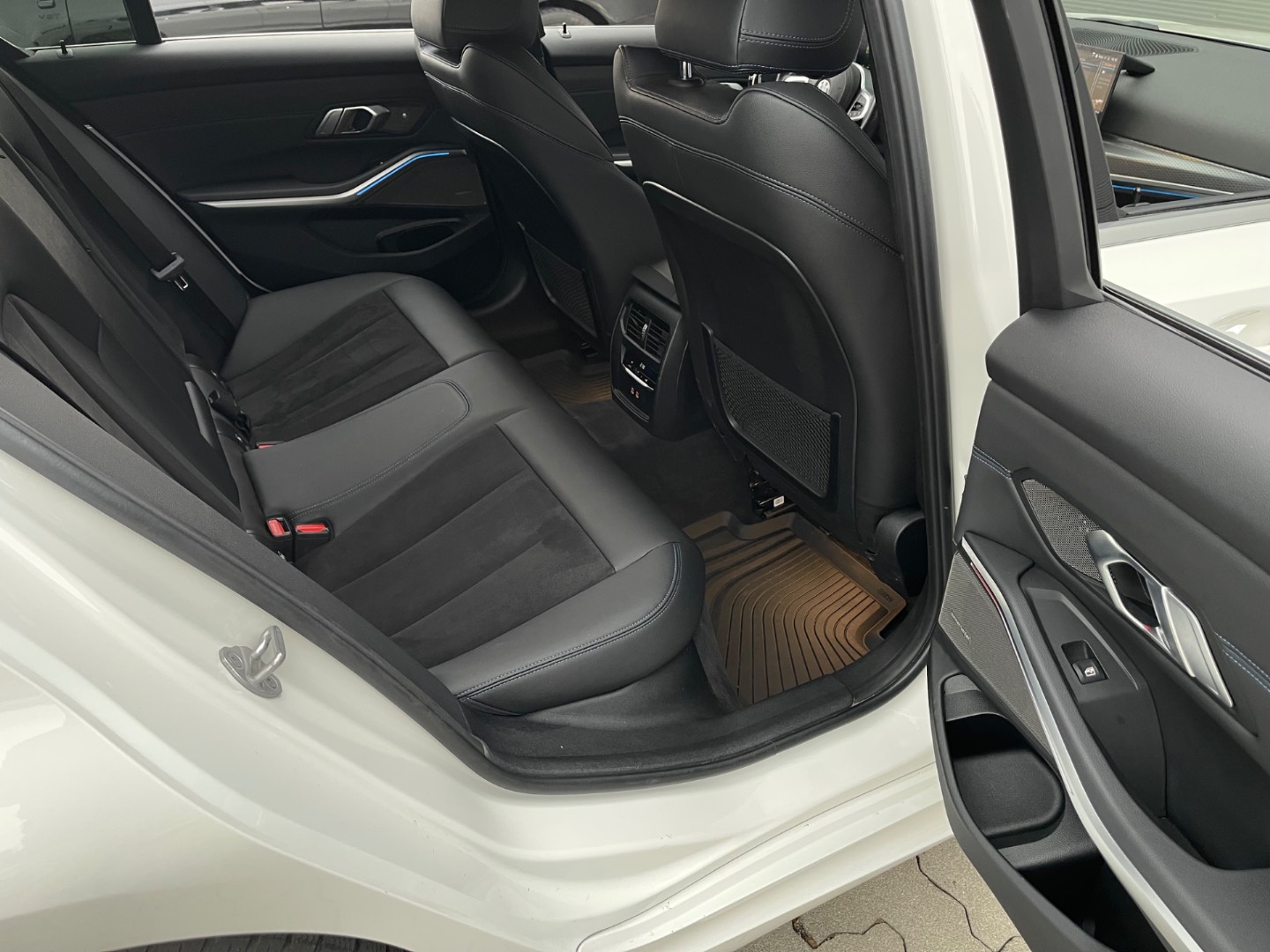 BMW Rad 3 320d mHEV xDrive A/T