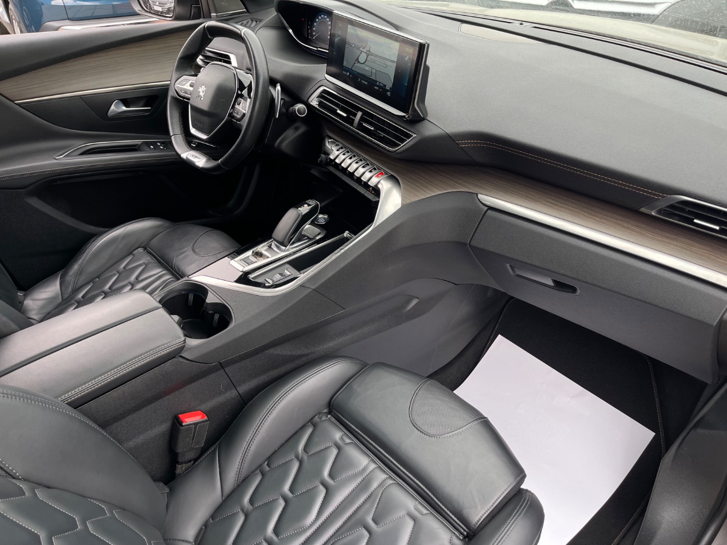 Peugeot 3008 1.6 HEV 225 GT Pack AT