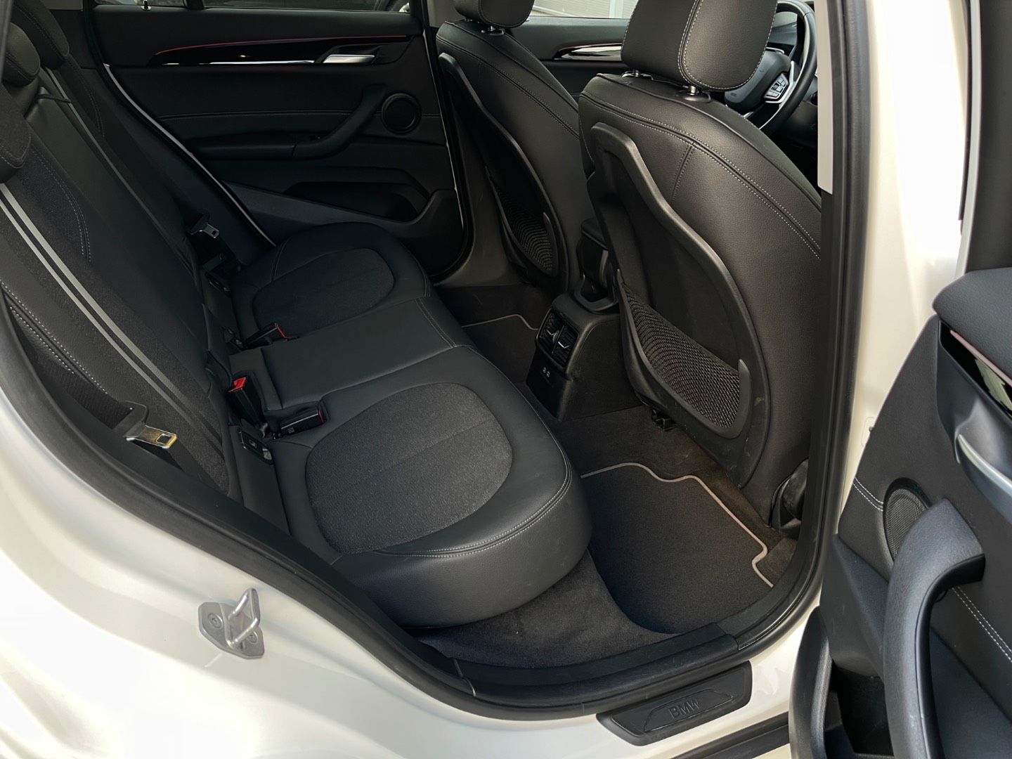 BMW X1 xDrive 18d A/T