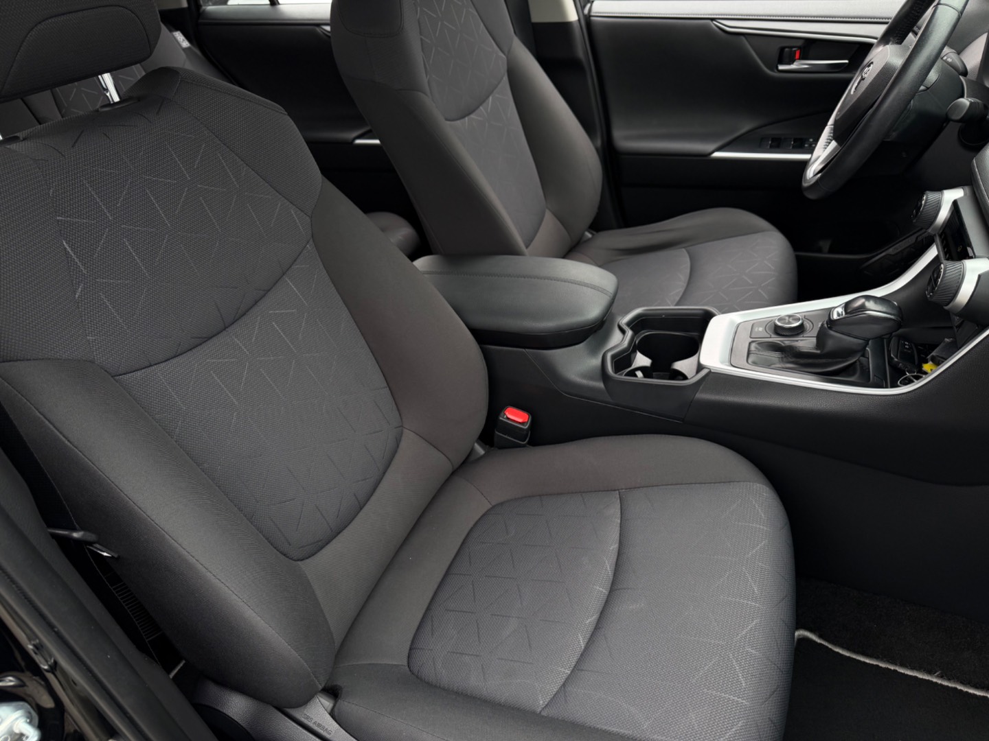 Toyota RAV4 2.5 Hybrid e-CVT Comfort AWD