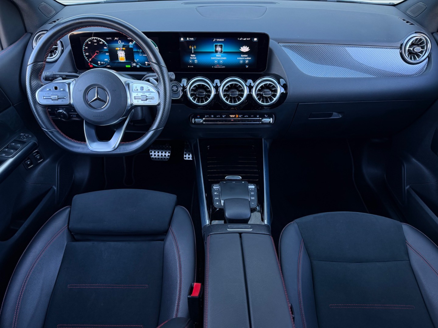 Mercedes-Benz B trieda Mercedes Benz 250e, AMG interiér, 118kW,