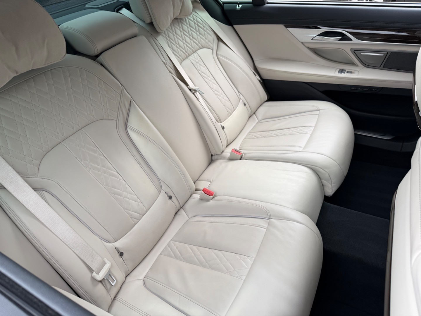 BMW Rad 7 740Ld xDrive A/T