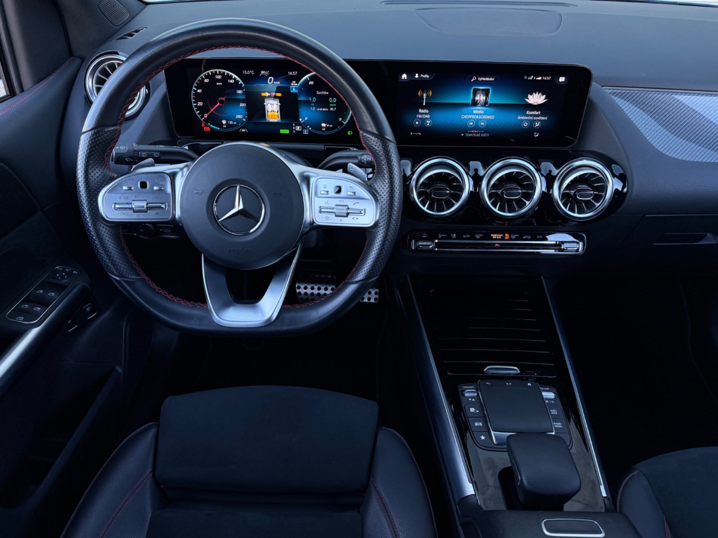 Mercedes-Benz B trieda Mercedes Benz 250e, AMG interiér, 118kW,