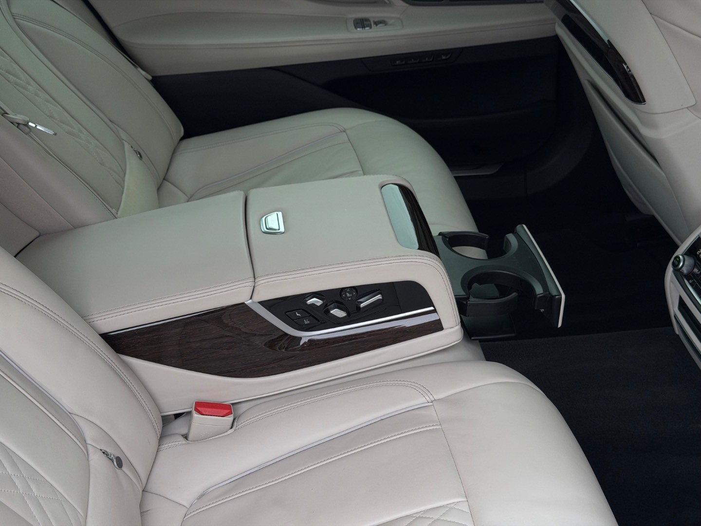 BMW Rad 7 740Ld xDrive A/T